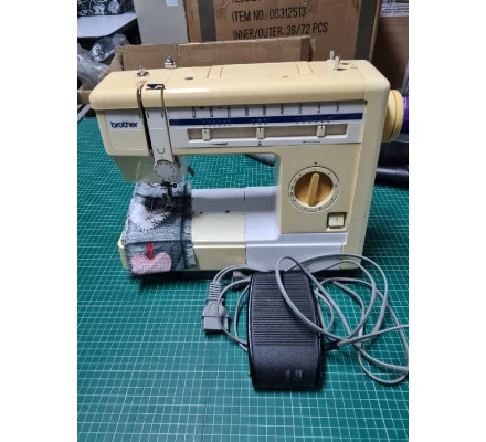 BAZAR - Šicí stroj Brother VX 860