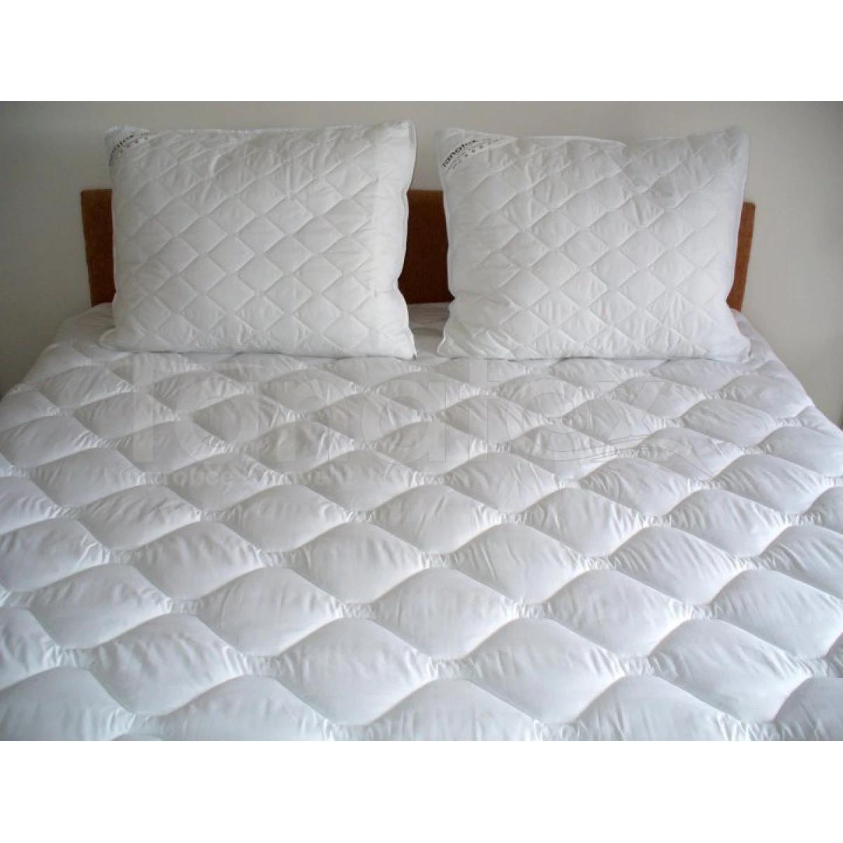 Přikrývka 200x200 LUX celoroční 1188g