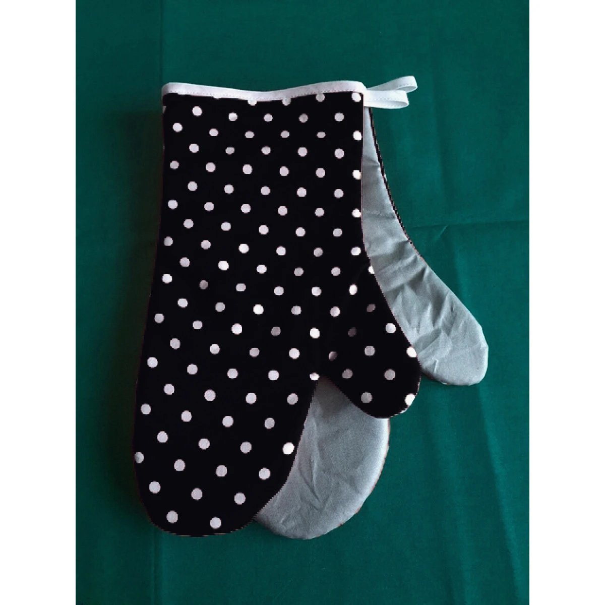 Lemované kuchyňské chňapky - Černá s puntíkem 7mm
