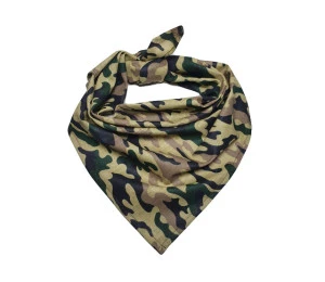 Trojcípý bavlněný šátek - Maskáčový vzor na khaki podkladu