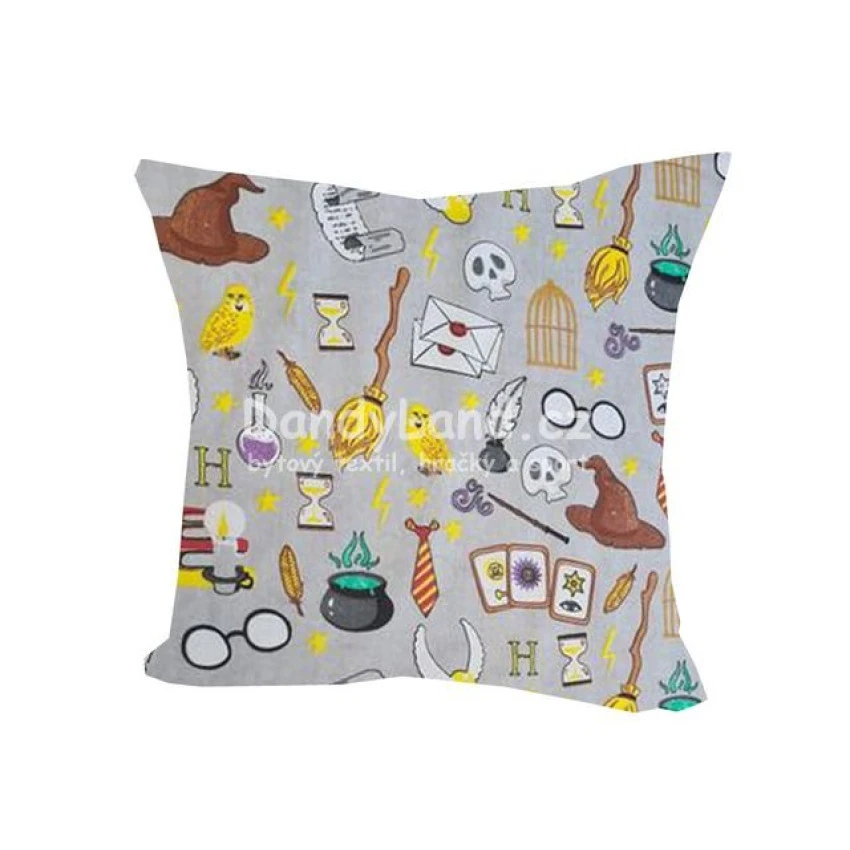 Dětský polštářek Harry Potter, kouzelnické pomůcky 40x40cm
